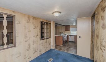 10582 Dennett Rd, Augusta, KS 67010