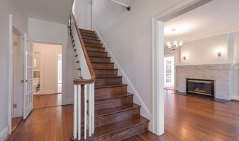 209 Randolph Cir, Ashland, VA 23005
