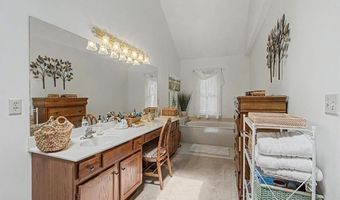 4802 Thornwood Dr, Acworth, GA 30102