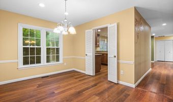 10 PINTO Ct, Rockville, MD 20850