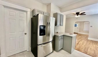 75 E Elm St, Alton, IL 62002