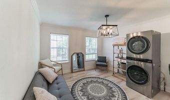 616 LEBEAU St, Arabi, LA 70032