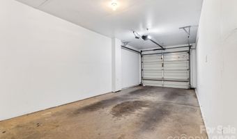 649 Raphael Pl, Charlotte, NC 28205