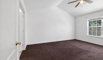 2 FOXFIELD Ct, Bear, DE 19701