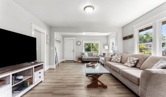 112 Dearborn St, Caldwell, ID 83605