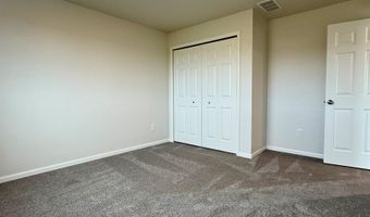 833 Ridgeview St, Belle Fourche, SD 57717