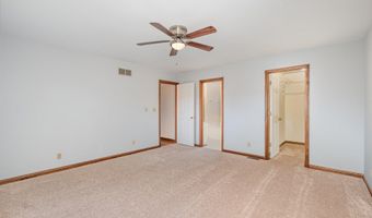 32 Bittersweet Dr, Alexandria, KY 41001