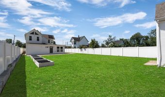 51 Sterling Pl, Amityville, NY 11701