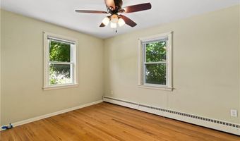 389 Great Rd, Lincoln, RI 02865