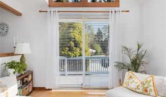 71 Willow Rd, Charlestown, RI 02813