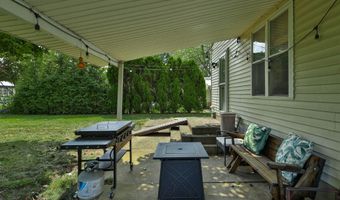 2310 E Woodlawn St, Allentown, PA 18109