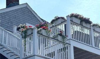 419 Broadway 5, Newport, RI 02840