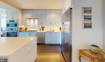 925 N FAIRFAX St 804, Alexandria, VA 22314