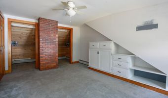 671 Essex St, Bangor, ME 04401