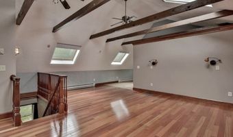 72 Long Hl 2, Bolton, MA 01740