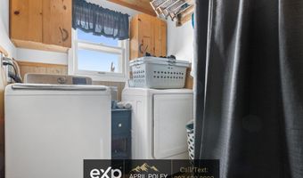 30 Pioneer Rd, Buffalo, WY 82834