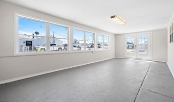258 Bayshore Dr, Barnegat, NJ 08005
