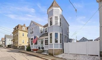 43 Howard St, Newport, RI 02840