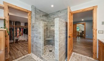 27294 N CLAGSTONE Rd, Athol, ID 83801