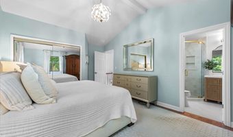2012 N Yale Ave, Arlington Heights, IL 60004