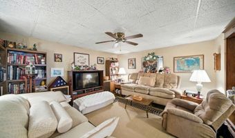 414 Green St, Burlington, NJ 07005