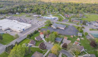 260 Renfrew Ave, Adrian, MI 49221