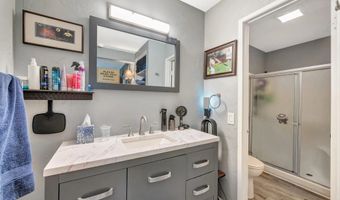 7700 Parkway Dr 17, La Mesa, CA 91942