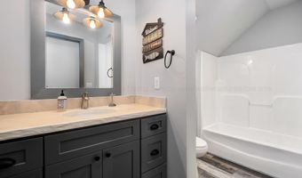 186 LAKE CREEK Dr, Arley, AL 35541
