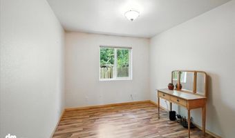 15949 W Heikes Dr, Big Lake, AK 99652