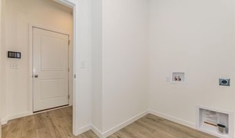 6804 Snowy Owl Ln, Affton, MO 63123