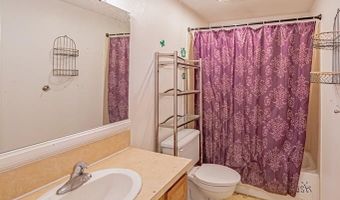 1520 Wagonwheel Dr, Blackfoot, ID 83221