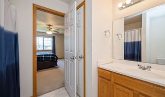 237 Copeland Ln, North Liberty, IA 52317