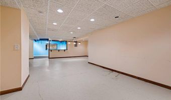 17713 157th Ter, Basehor, KS 66012
