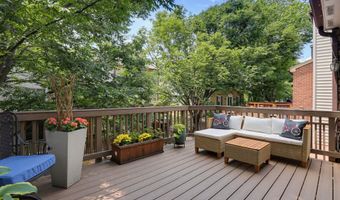 6152 WELLINGTON COMMONS Dr, Alexandria, VA 22310