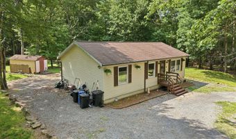 12 Highpoint Dr, Albrightsville, PA 18210