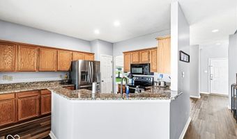 414 Winterwood Dr, Avon, IN 46123