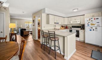 202 Route 27 36, Raymond, NH 03077