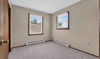 30 W Park Ave, Avenel, NJ 07001