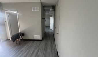 49 E Fullerton Ave, Addison, IL 60101