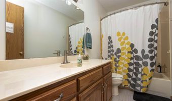 1016 Daniels St, Aurora, MO 65605