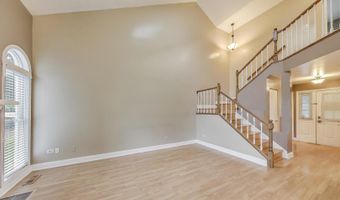 1905 N Stillwater Rd, Arlington Heights, IL 60004