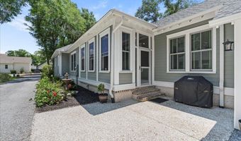24 Botany Dr, Beaufort, SC 29907