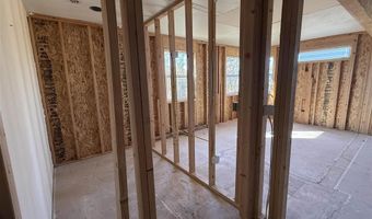 6 Corbett Rd, Cody, WY 82414