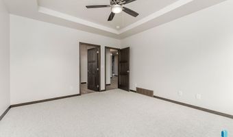 2408 E Brek St, Brandon, SD 57005