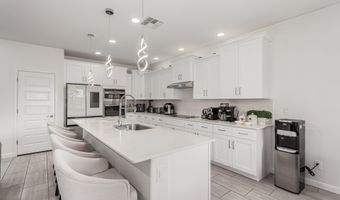 1194 E MEADOWRIDGE Dr, Casa Grande, AZ 85122