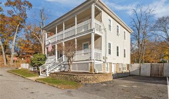 27 Ferncliff Ave, North Providence, RI 02911