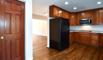 5175 KING CHARLES Way, Bethesda, MD 20814