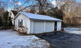 29 Brush Hill Rd, Clinton, CT 06413