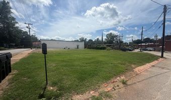 100 Pickins St W, Abbeville, SC 29620
