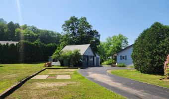 1082 W River Rd, Brattleboro, VT 05301